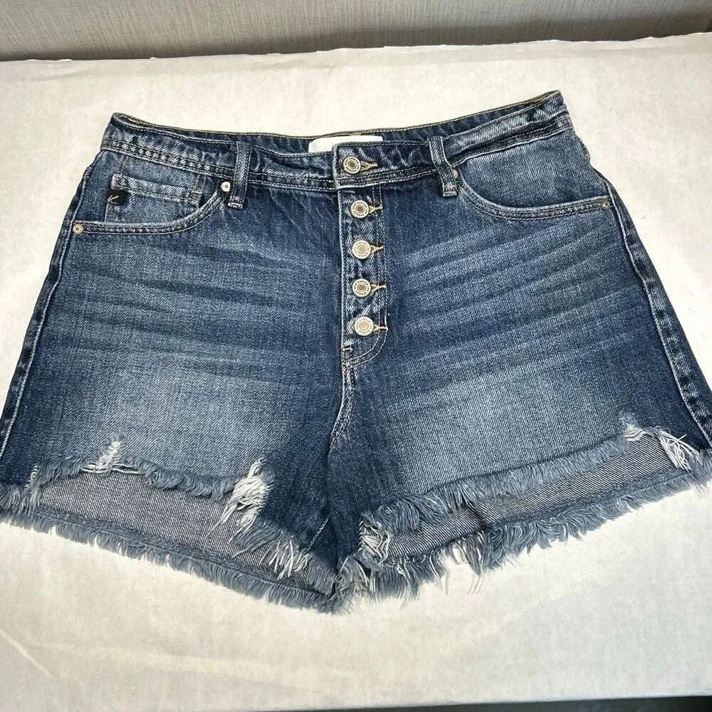 KanCan Button Front Distressed Denim Shorts Cut offs Sz 9/28 Stretch